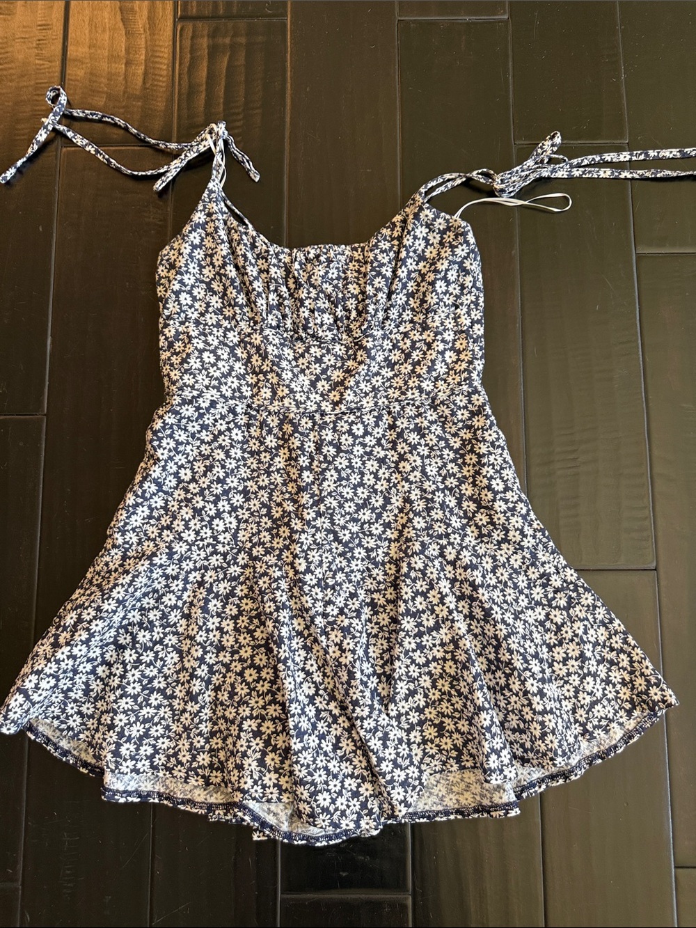 Princess Polly Navy Floral Tie-Strap top mini dress 👗
